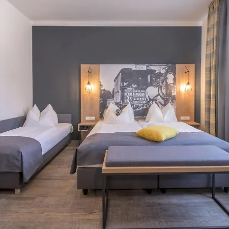 Levy's & Breakfast Hotel 4*